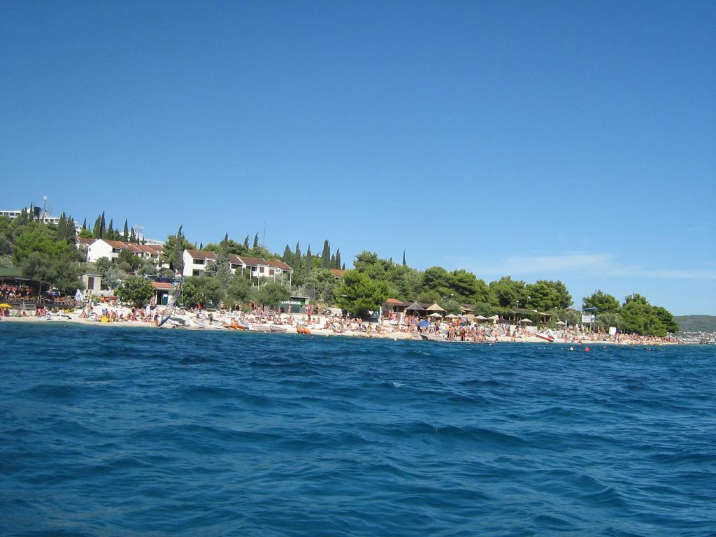 Apartments Marina Trogir Bagian luar foto