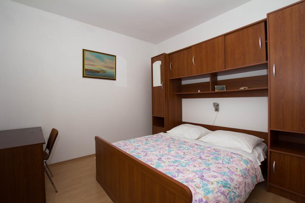 Apartments Marina Trogir Ruang foto